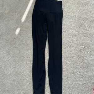 TNA BUTTER Cheeky Hi-Rise Legging